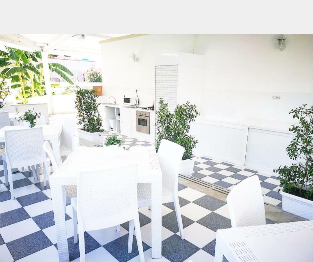 Casa Lu Salentu Hotel Torre Lapillo Bagian luar foto